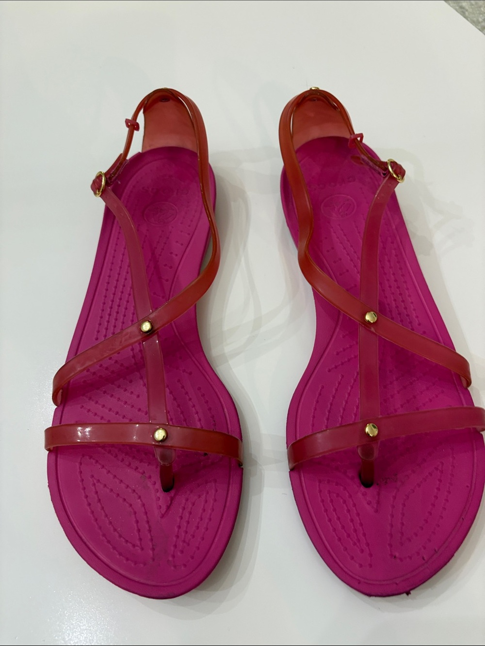Crocs Really Sexi Strappy Pink Jelly Sandals Flat Comfort Thong Size W 10